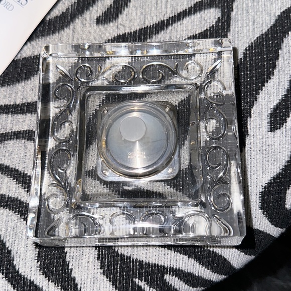 Waterford Crystal Marquis SEIKO Small Desk Clock - Picture 4 of 4